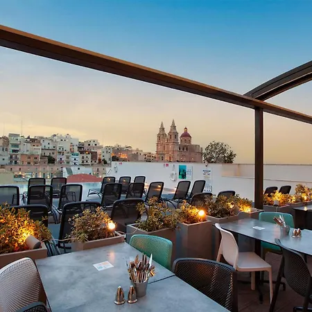 Pergola & Hotel