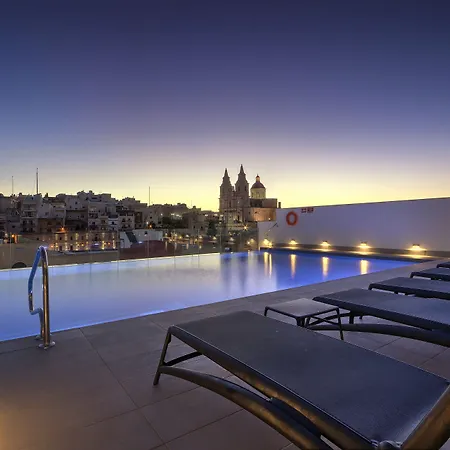 Pergola & Hotel 4*