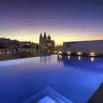 Pergola & Mellieħa