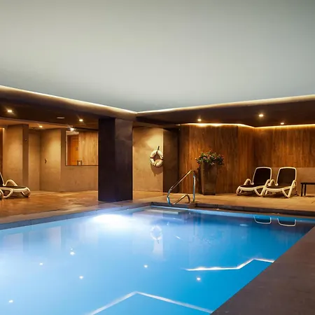 Hotel Pergola & 4*