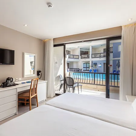 Pergola & Hotel